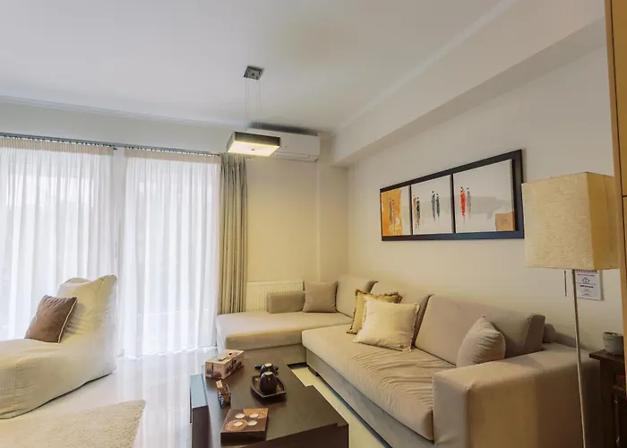 Cozy 2 Bedroom Apartment Gaia By Philoxenia